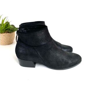Regarde Le Ciel Suede Metallic Black Booties 38